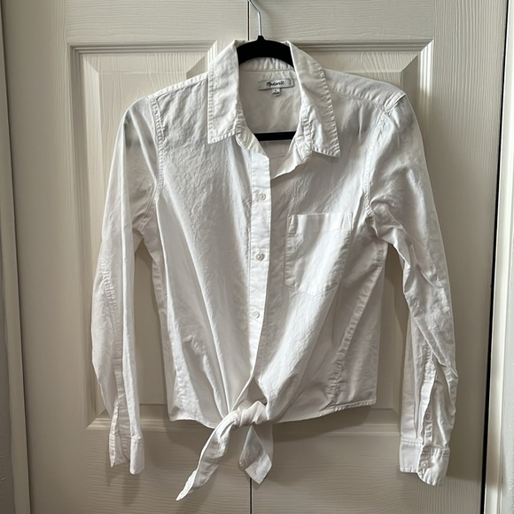 Madewell Tie-front Button down shirt - Picture 2 of 4